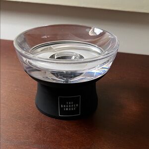 The Sharper Image Wine Aerator Model KP-W001